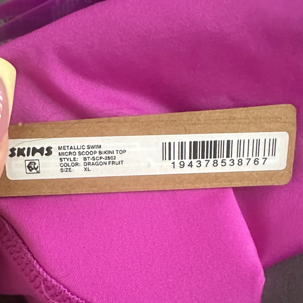 SKIMS SWIM TOP - Picture 3 of 3